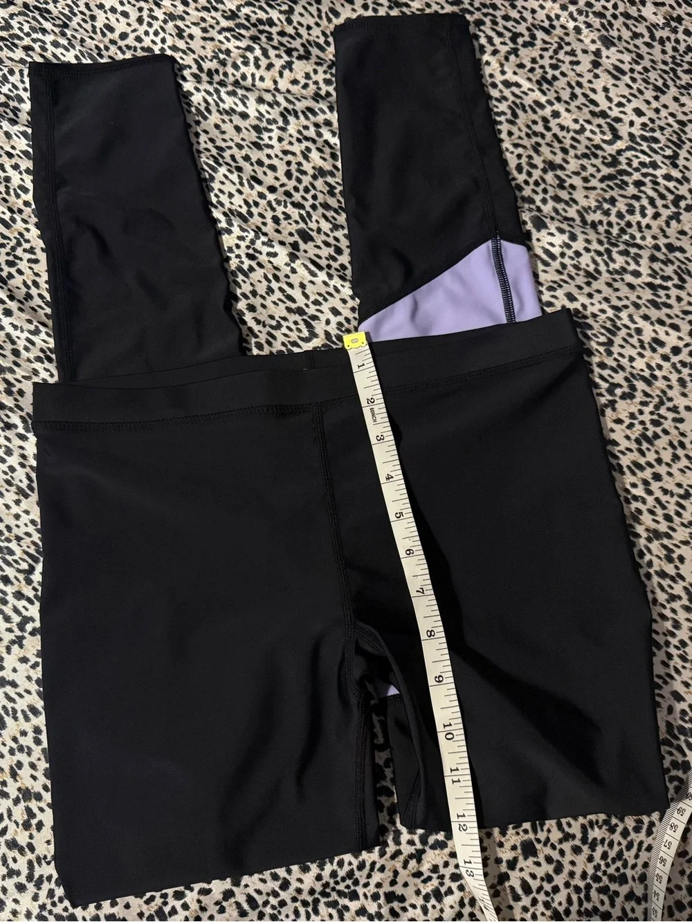 🖤Volcom 100% Polyester Leggings🖤